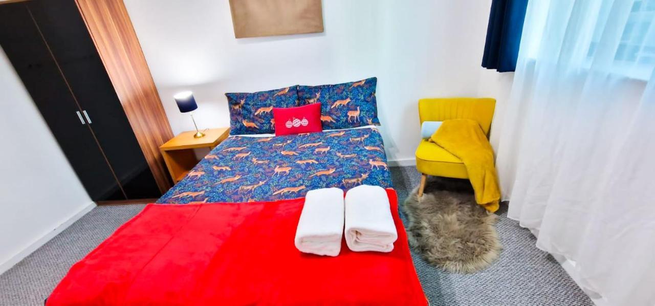 Lovely 2-Bedroom Apartment, Free Parking Manchester Zewnętrze zdjęcie